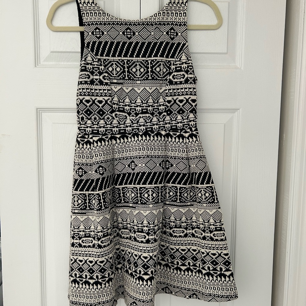 Women’s dress